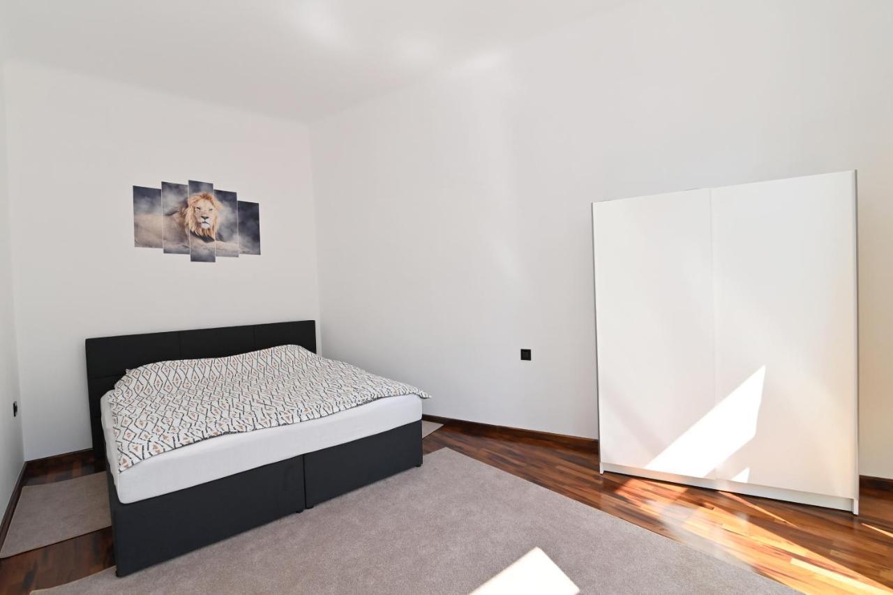 Tyson Apartman Rijeka Apartment Luaran gambar